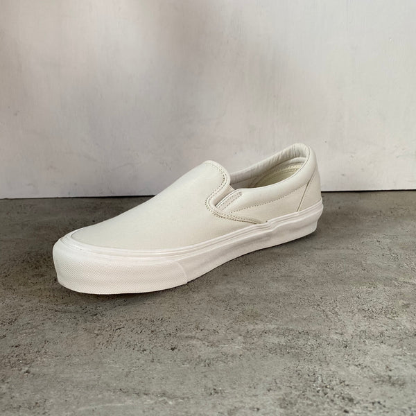 OG CLASSIC SLIP-ON (CANVAS) -VANS VAULT LINE-