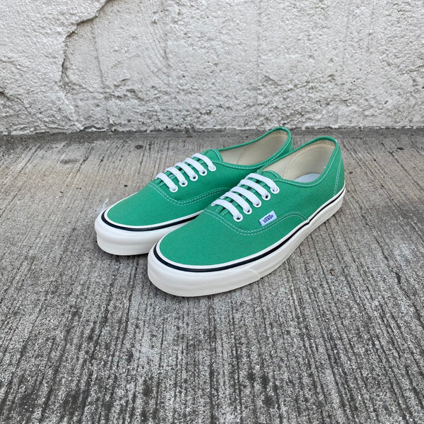 Authentic 44 Dx Anaheim Factory -VANS CLASSIC LINE-