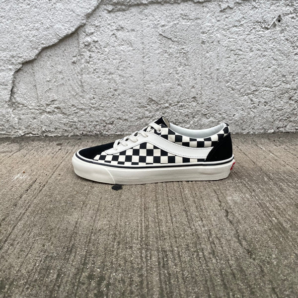 Bold Ni Distort -VANS CLASSIC LINE-