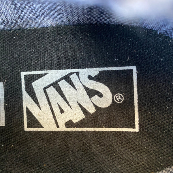 Half Cab (C & L) -VANS CLASSIC LINE-