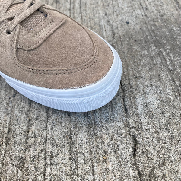 Half Cab (C & L) -VANS CLASSIC LINE-