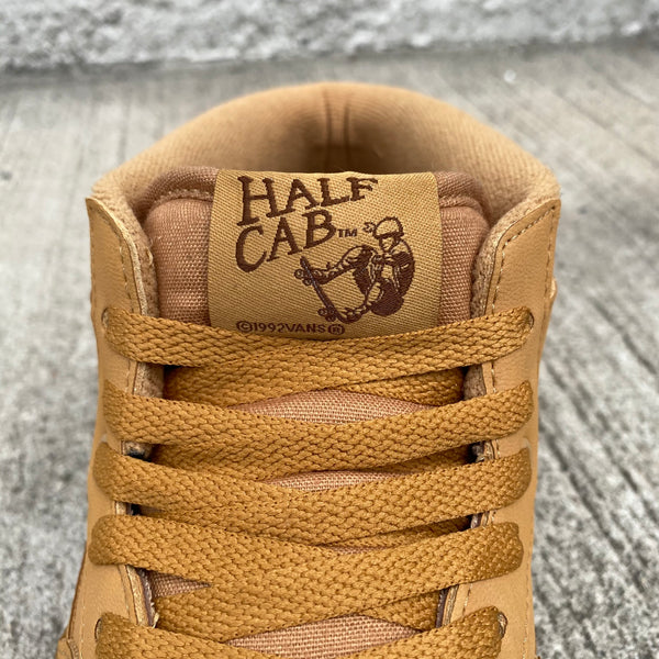 Half Cab (C & L) -VANS CLASSIC LINE-