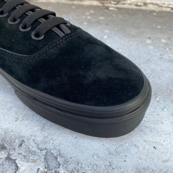 [FINAL ONE!] Authentic Pig Suede -VANS CLASSIC LINE-
