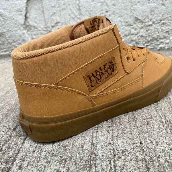 Half Cab (C & L) -VANS CLASSIC LINE-