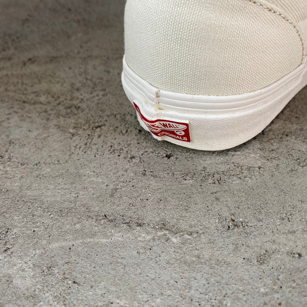 OG CLASSIC SLIP-ON (CANVAS) -VANS VAULT LINE-